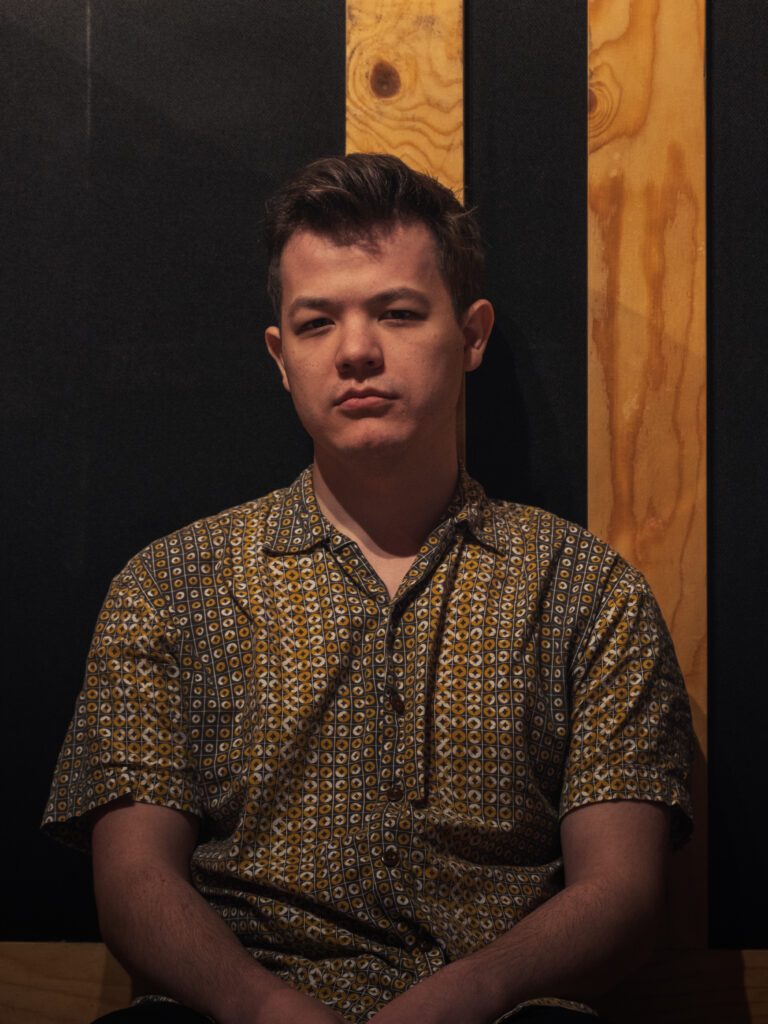 Eivind Lyngmo i studio på University of Chester.